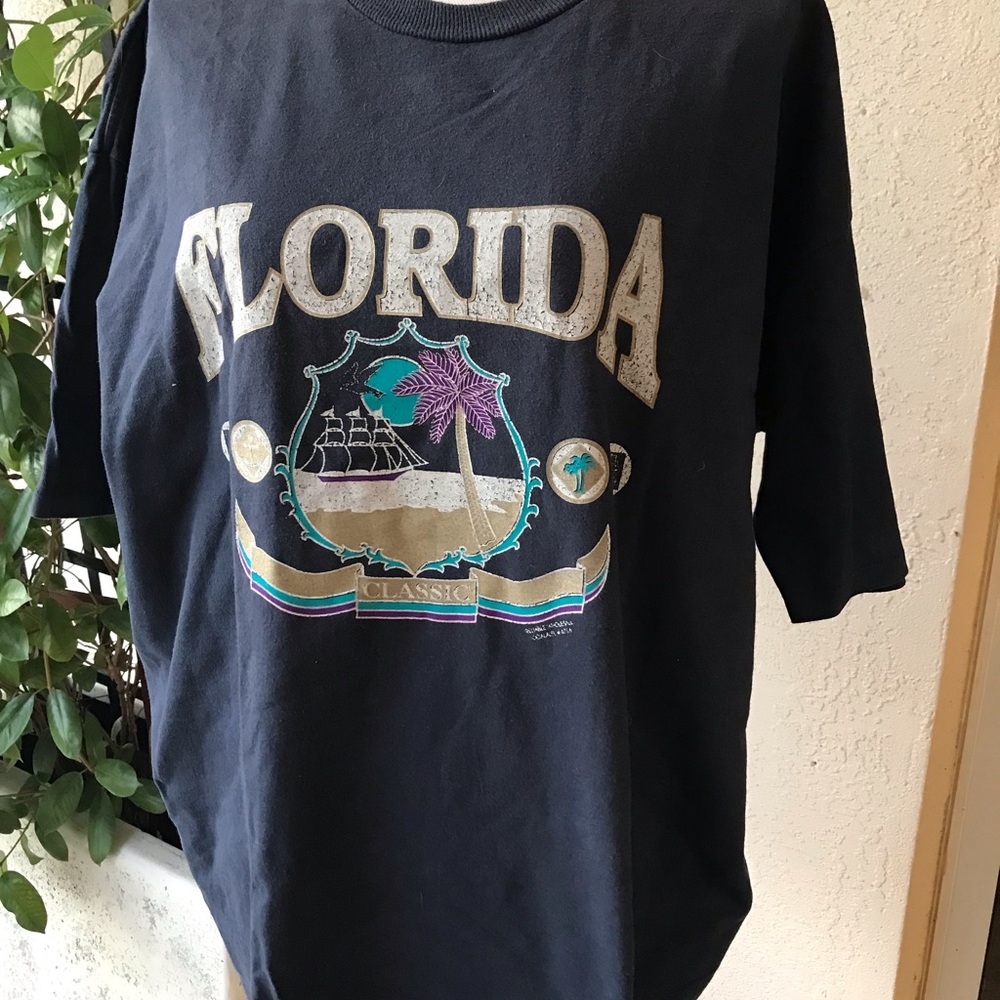 Vintage Oneita Unisex size XL t-shirt Florida Navy Blue